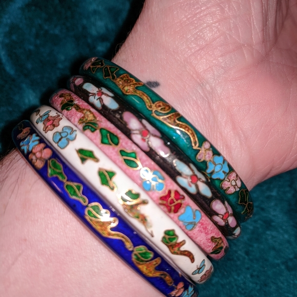 Bundle of Bangle Bracelets (Set of 5) - Picture 3 of 10